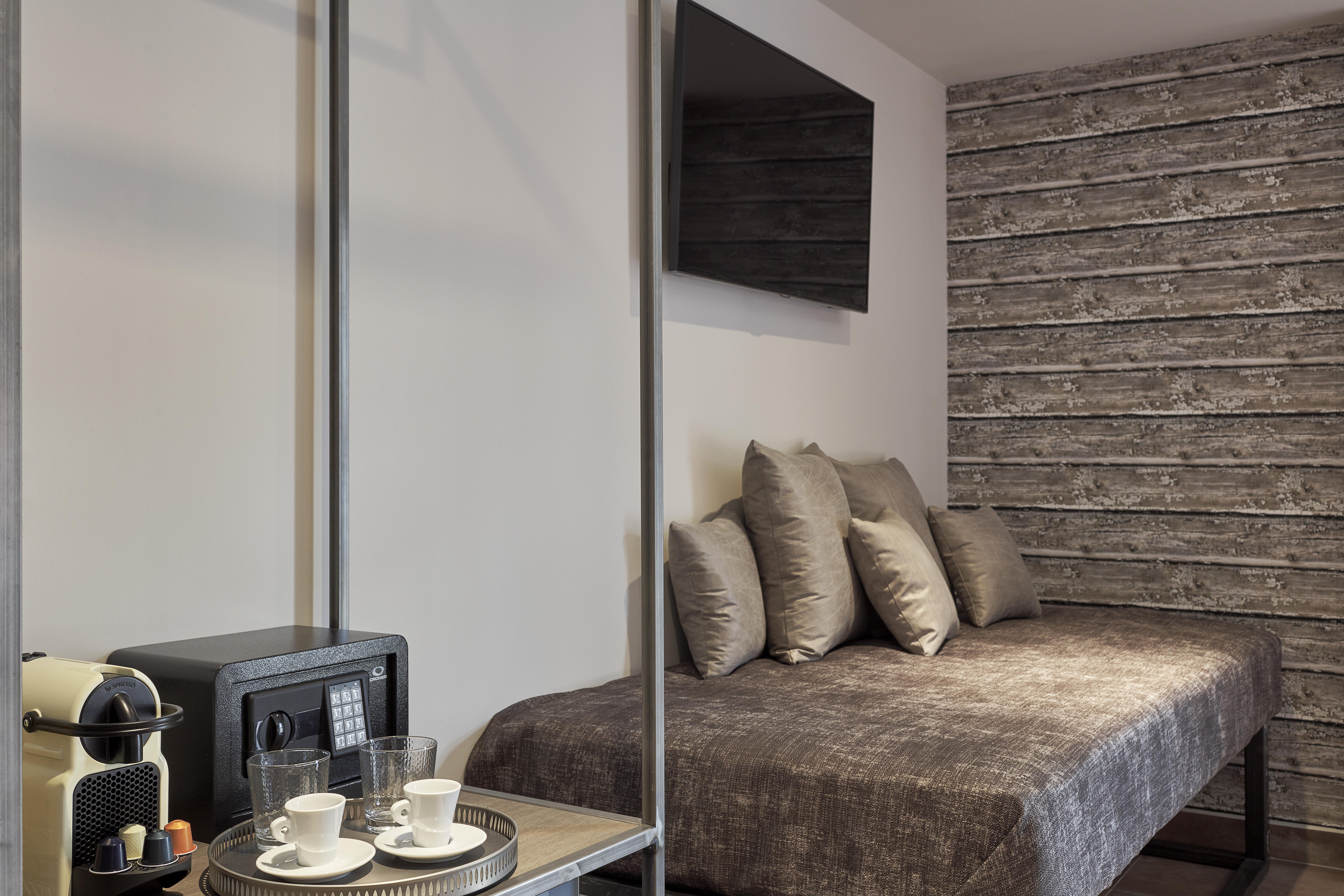 Hotel 18 Micon Str. Atene Esterno foto